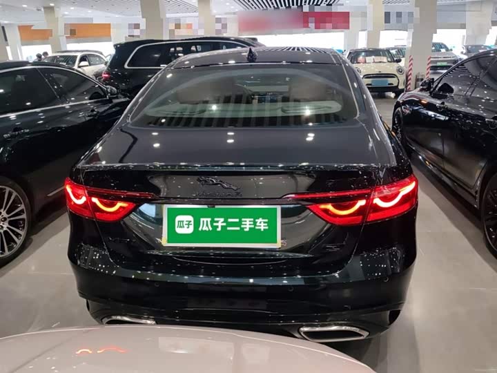 Фото 6 - Jaguar XF L