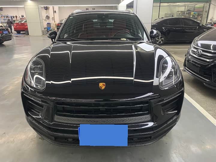 Фото 2 - Porsche Macan