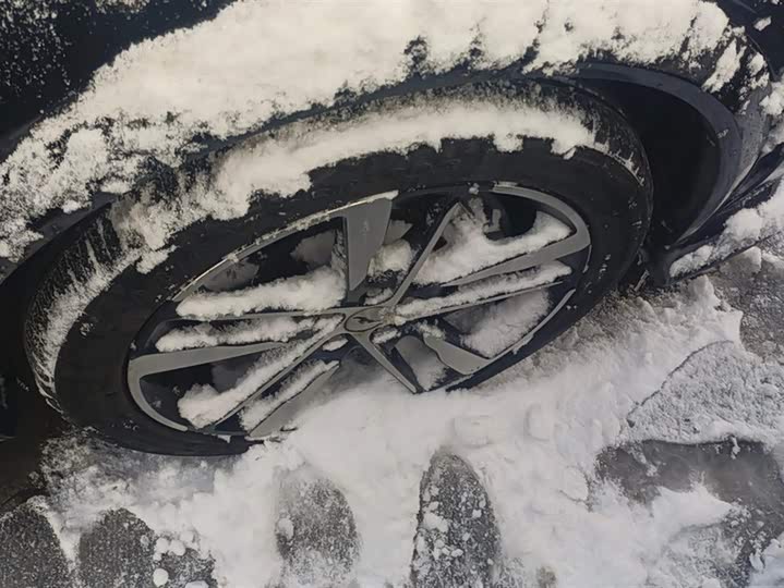 Фото 6 - Ford Mustang Mach-E