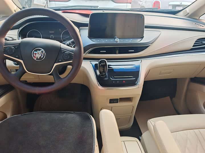 Фото 9 - Buick GL8 ES