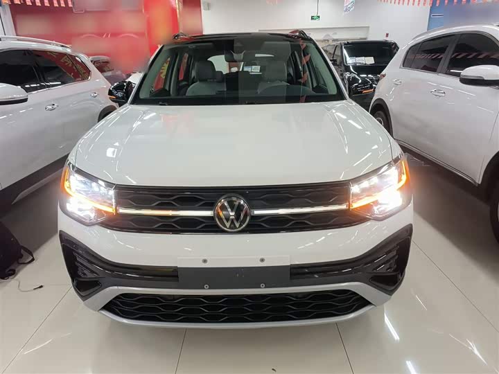 Фото 3 - Volkswagen Tharu