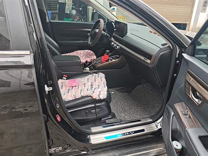 Фото 8 - Honda CR-V