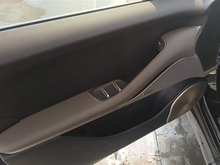 Фото 7 - Nio ET5T