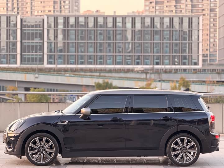 Фото 4 - Mini Clubman