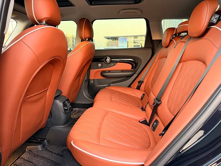 Фото 7 - Mini Clubman