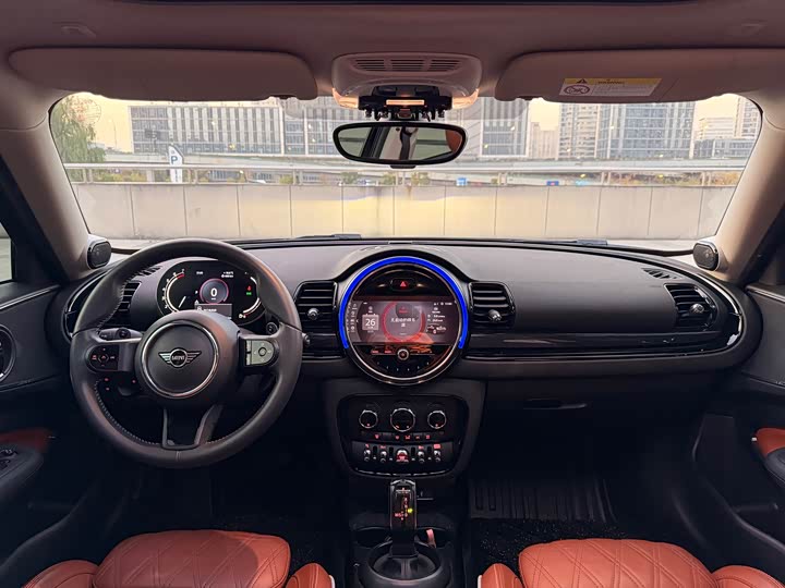 Фото 8 - Mini Clubman