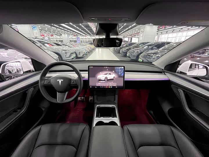 Фото 4 - Tesla Model Y