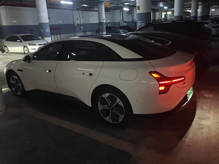 Фото 3 - XPeng Mona M03