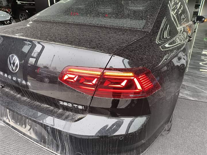 Фото 8 - Volkswagen Magotan