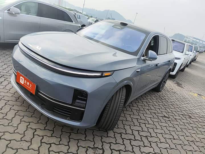 Фото 1 - LiXiang L7