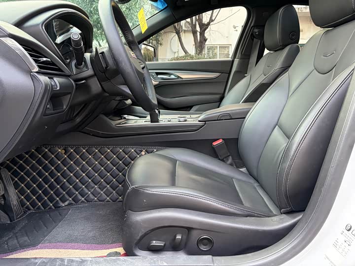 Фото 6 - Cadillac CT5