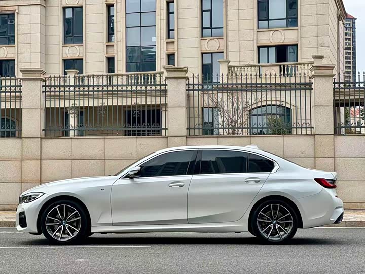 Фото 8 - BMW 3 Series