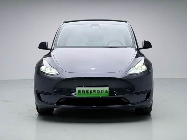 Фото 2 - Tesla Model Y