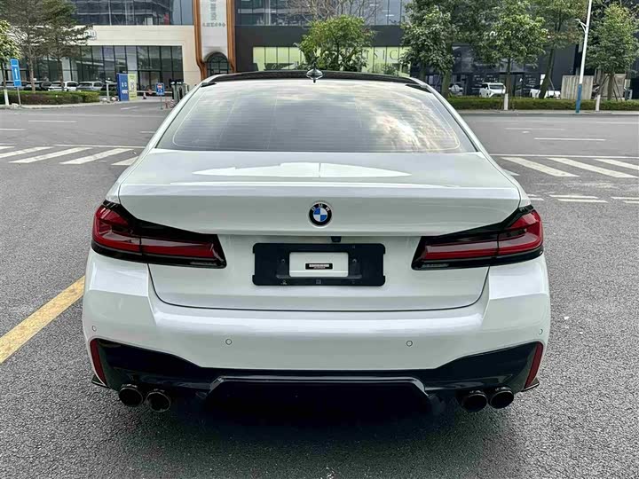 Фото 8 - BMW 5 Series