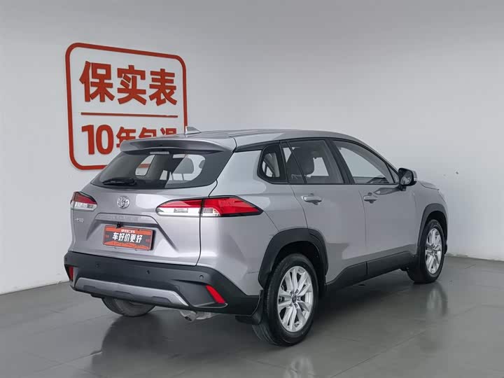 Фото 2 - Toyota Corolla Cross