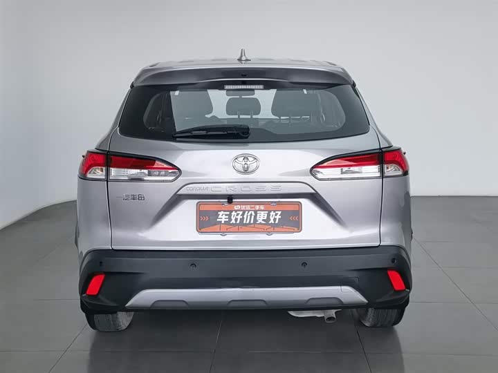 Фото 4 - Toyota Corolla Cross