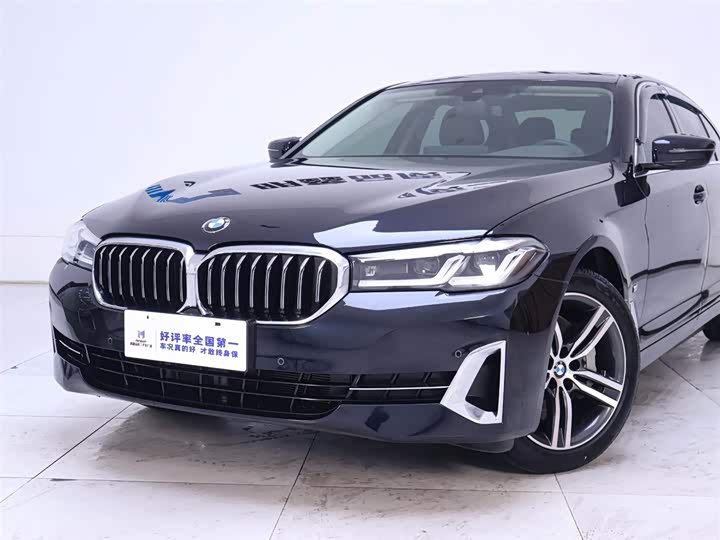 Фото 3 - BMW 5 Series