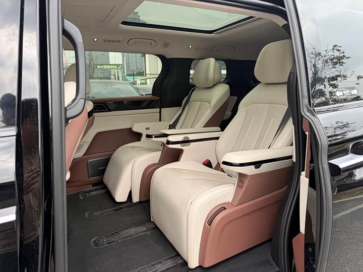 Фото 5 - BYD Xia