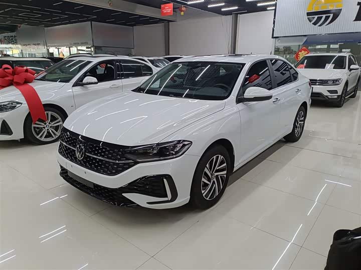 Фото 1 - Volkswagen Lavida