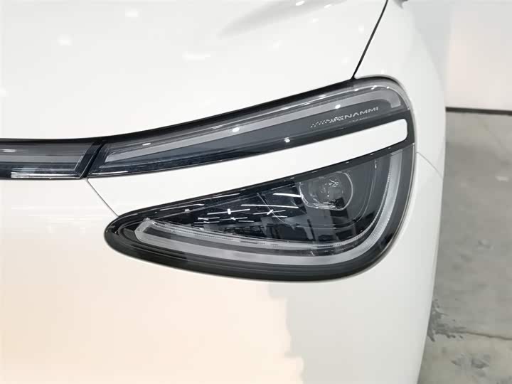 Фото 7 - Dongfeng Nammi 01