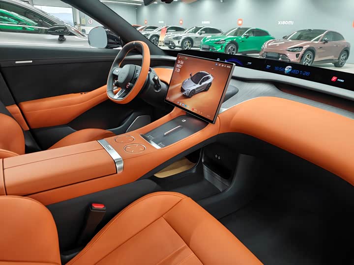 Фото 7 - Xiaomi YU7