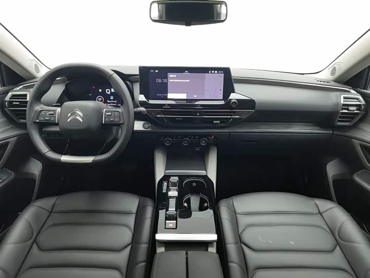 Фото 5 - Citroen C5 X