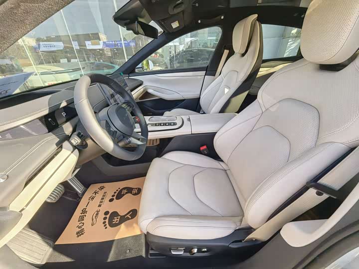 Фото 7 - Xiaomi SU7