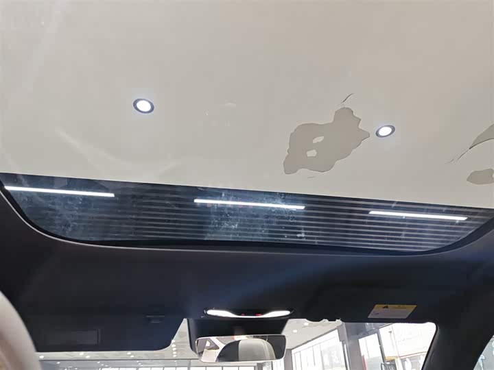 Фото 8 - Changan Deepal S05