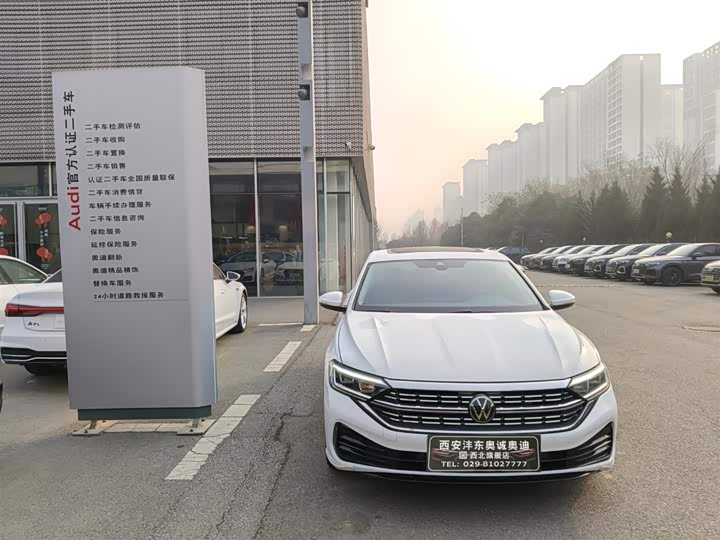 Фото 1 - Volkswagen Sagitar L