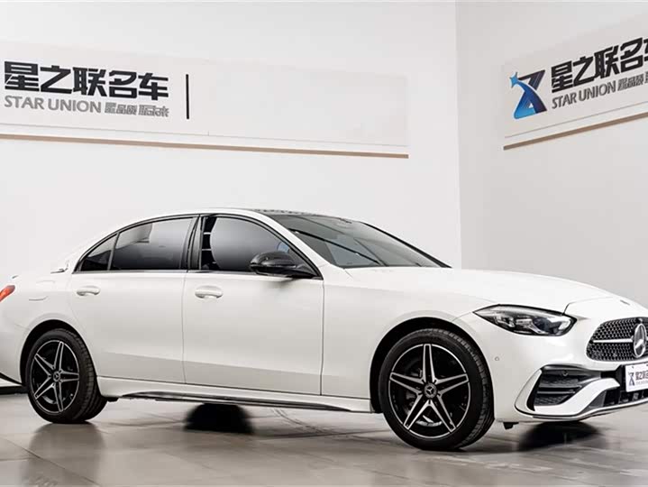 Фото 6 - Mercedes-Benz C-Class