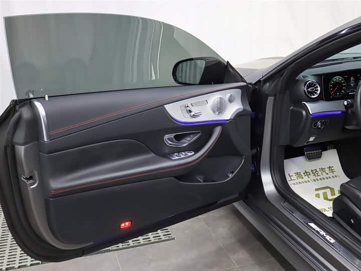 Фото 5 - Mercedes-Benz E-Class AMG