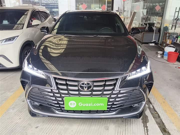 Фото 3 - Toyota Avalon