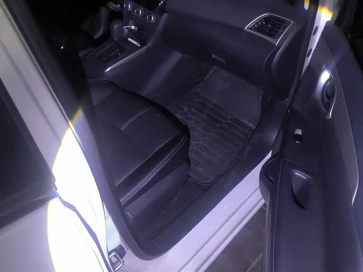 Фото 8 - Nissan Sylphy