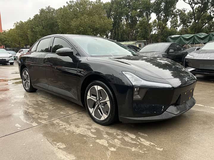 Фото 2 - XPeng Mona M03