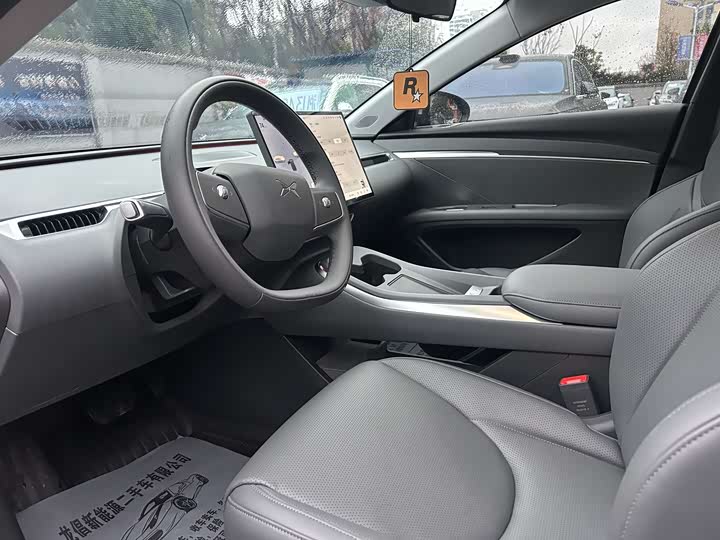 Фото 4 - XPeng Mona M03