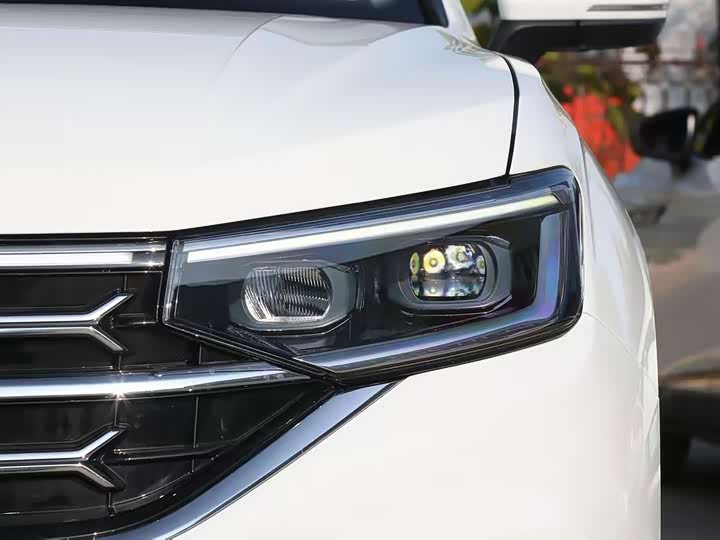 Фото 4 - Volkswagen Tayron