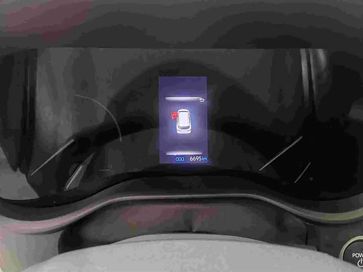 Фото 9 - Toyota Sienna