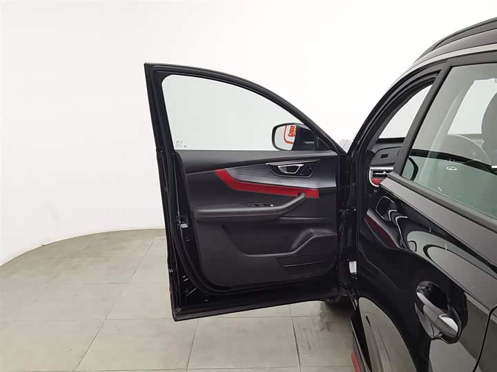 Фото 8 - Chery Tiggo 7