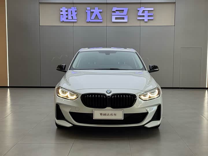 Фото 2 - BMW 1 Series