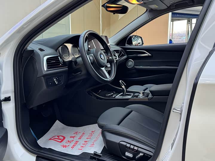 Фото 6 - BMW 1 Series