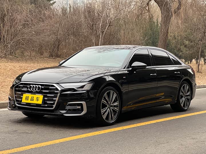 Фото 1 - Audi A6L