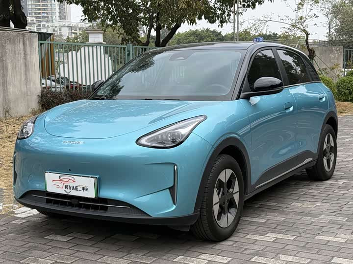 Фото 1 - Geely Galaxy Geome