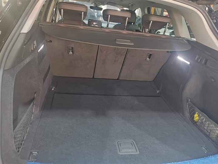 Фото 4 - Audi Q5L