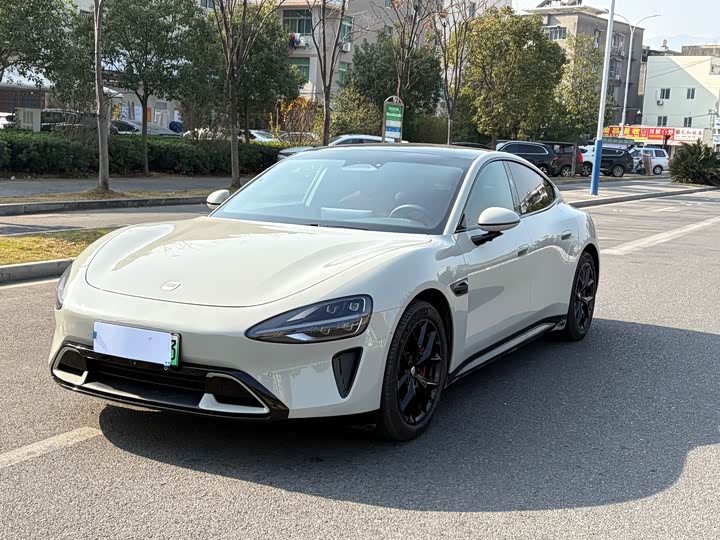 Фото 1 - Xiaomi SU7