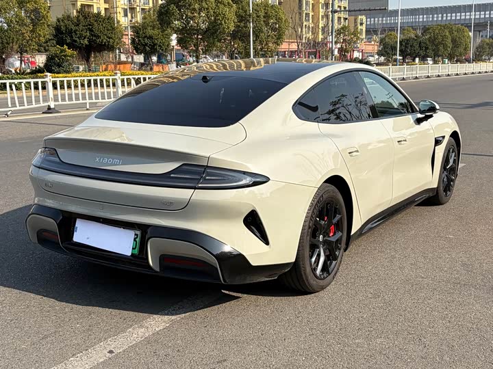 Фото 4 - Xiaomi SU7