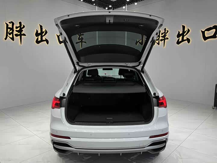 Фото 8 - Audi Q3