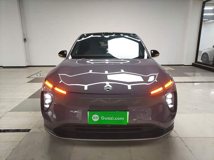 Фото 3 - Nio EC6