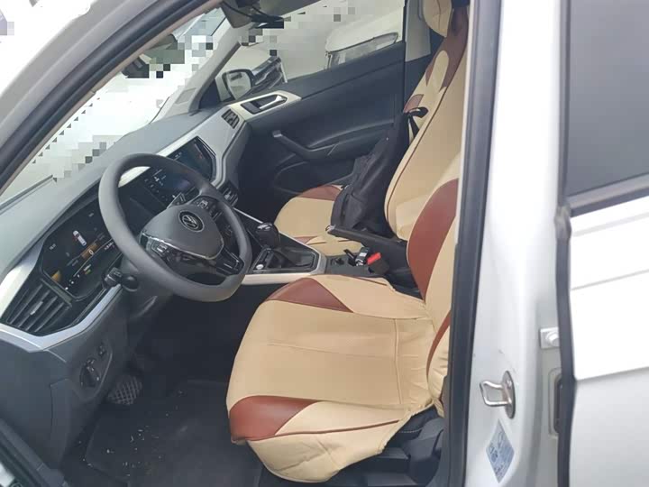 Фото 8 - Volkswagen Polo