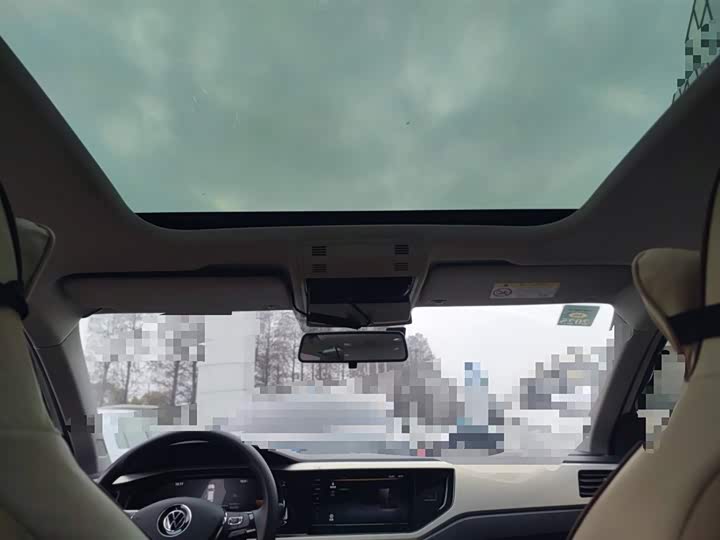 Фото 9 - Volkswagen Polo