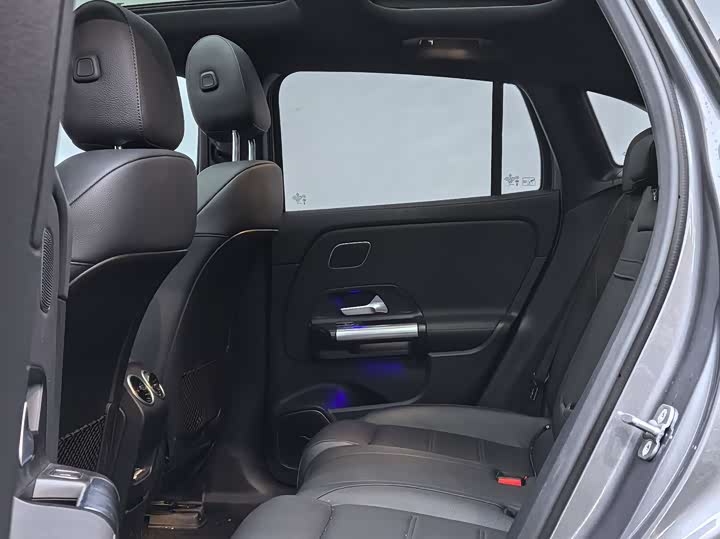 Фото 9 - Mercedes-Benz EQA